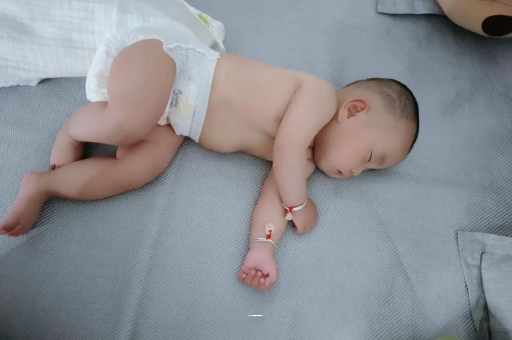 代怀生子好找吗宝宝厌奶期要多久